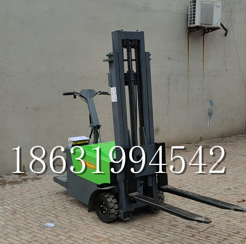 肇庆市优程全电动叉车插腿式堆高车液压装卸车1.5吨升高小型站驾式铲车